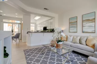 Photo #6: 41055152 Listing