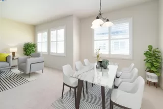 Photo #2: 41055172 Listing