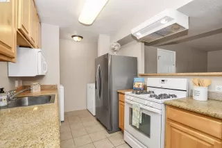 Photo #5: 41055185 Listing 