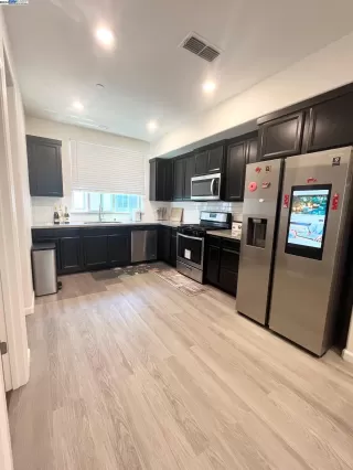 Photo #3: 41055274 Listing 