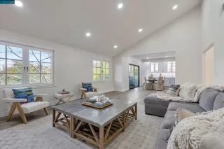 Photo #4: 41055281 Listing