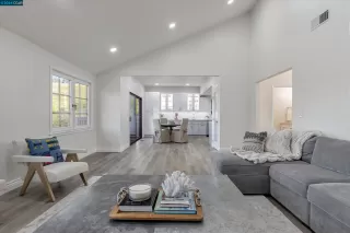 Photo #5: 41055281 Listing