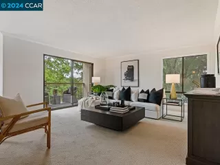 Photo #2: 41055292 Listing 