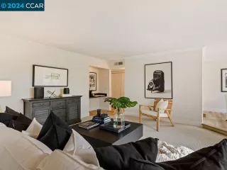 Photo #5: 41055292 Listing 