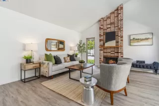 Photo #2: 41055324 Listing