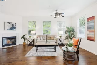 Photo #5: 41055354 Listing