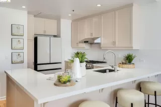 Photo #4: 41055378 Listing