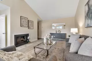 Photo #1: 41055418 Listing