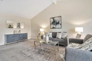 Photo #2: 41055418 Listing