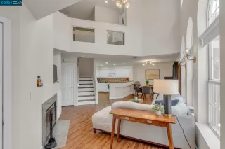 Photo #2: 41055424 Listing