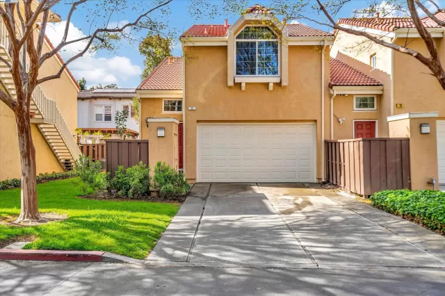 MLS: 41055458 Condo For Sale