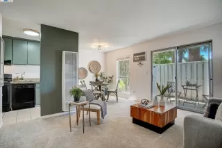 Photo #3: 41055469 Listing