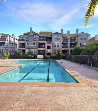 More Details about MLS # 41055470 : 3695 STEVENSON # A143