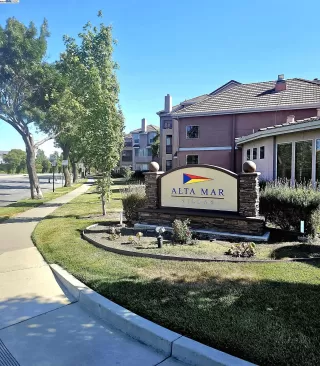 Photo #1: 41055470 Listing 