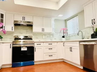 Photo #4: 41055473 Listing