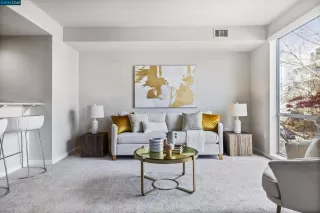 Photo #1: 41055512 Listing