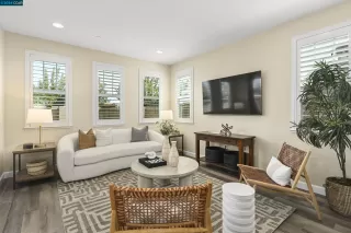 Photo #4: 41055620 Listing