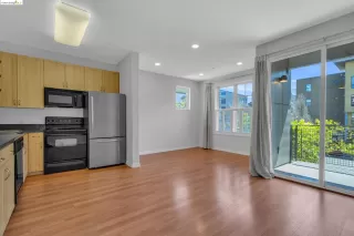 Photo #5: 41055636 Listing 