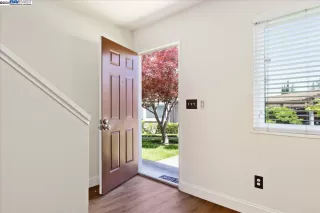 Photo #2: 41055681 Listing 