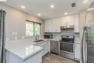 Photo #2: 41055689 Listing