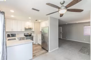 Photo #3: 41055689 Listing