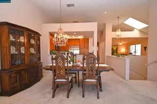 Photo #5: 41055738 Listing 