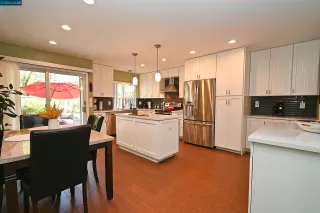 Photo #6: 41055755 Listing