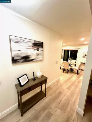 Photo #2: 41055840 Listing