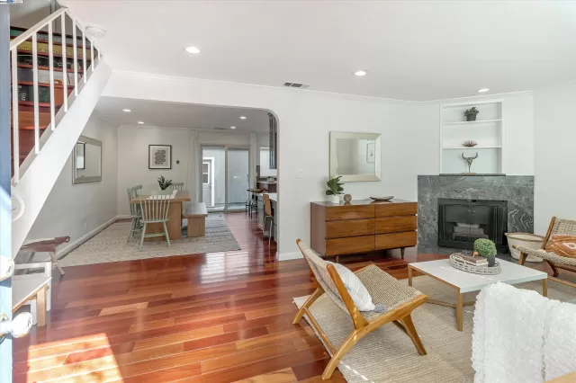 MLS: 41055843 Condo For Sale