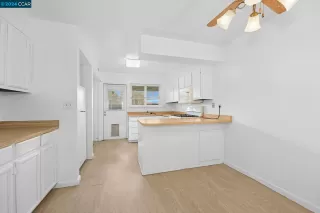 Photo #5: 41055909 Listing