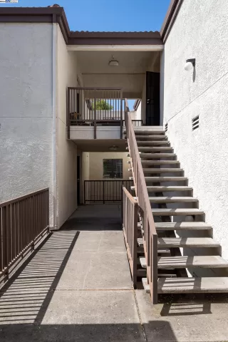 Photo #1: 41055935 Listing 