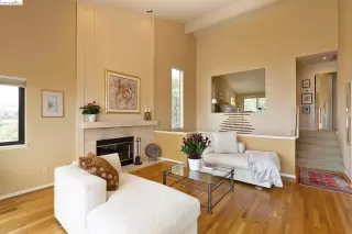 Photo #2: 41055941 Listing