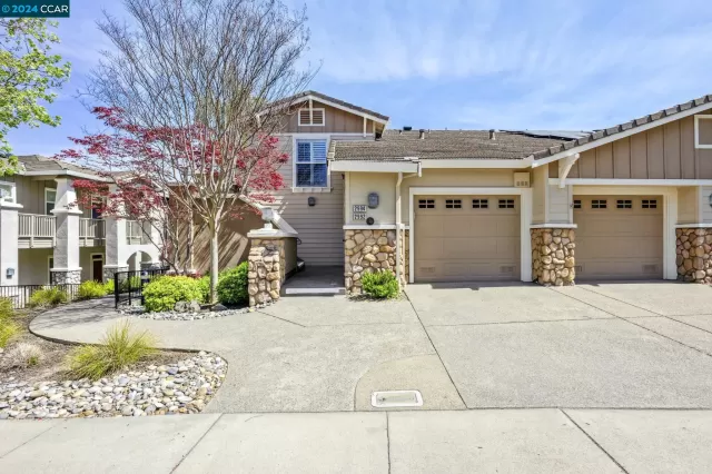 MLS: 41055987 Condo For Sale