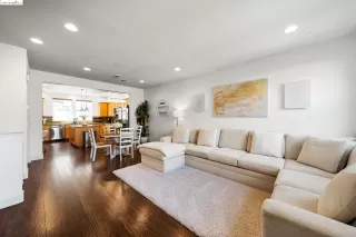 Photo #4: 41056005 Listing