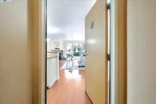 Photo #2: 41056048 Listing