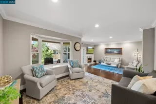 Photo #3: 41056122 Listing