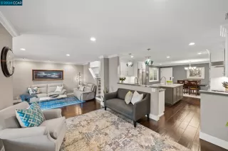 Photo #4: 41056122 Listing