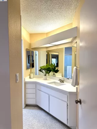 Photo #6: 41056143 Listing