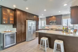 Photo #6: 41056175 Listing
