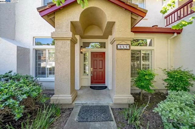 MLS: 41056256 Condo For Sale