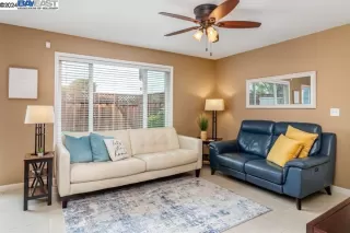 Photo #4: 41056343 Listing