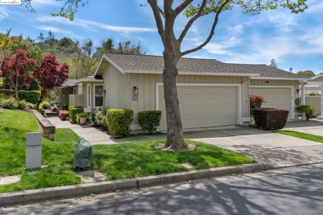 MLS: 41056444 Condo For Sale