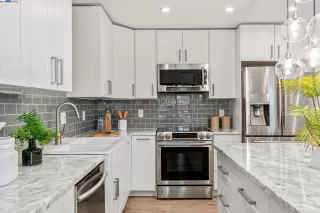 Photo #1: 41056550 Listing