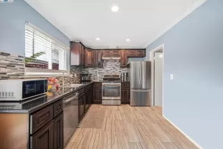 Photo #3: 41056557 Listing