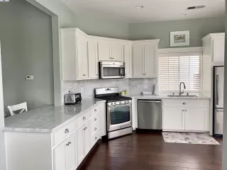 Photo #5: 41056654 Listing 