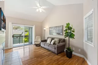 Photo #3: 41056655 Listing