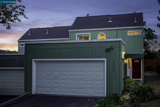 MLS: 41056714 Condo For Sale