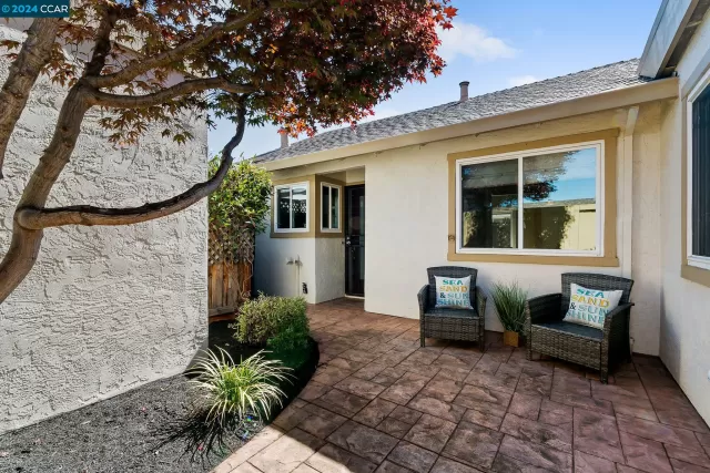 MLS: 41056723 Condo For Sale