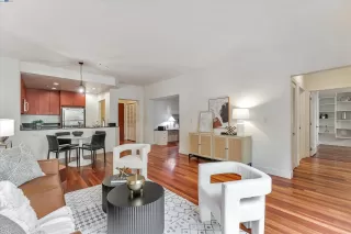 Photo #3: 41056753 Listing