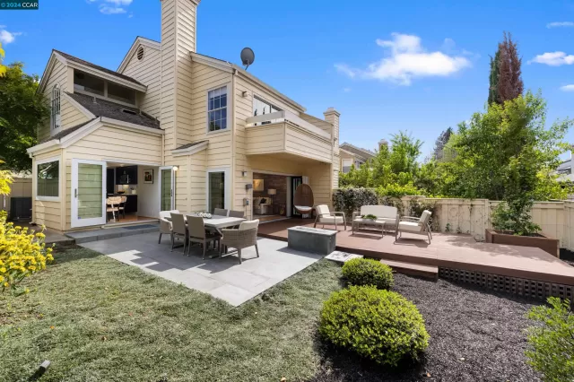 MLS: 41056766 Condo For Sale